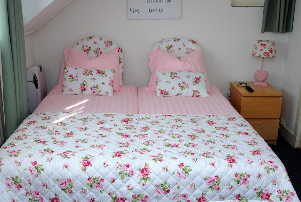 Bed And No Breakfast Joy Bed and Breakfast Noordwijk Exterior foto